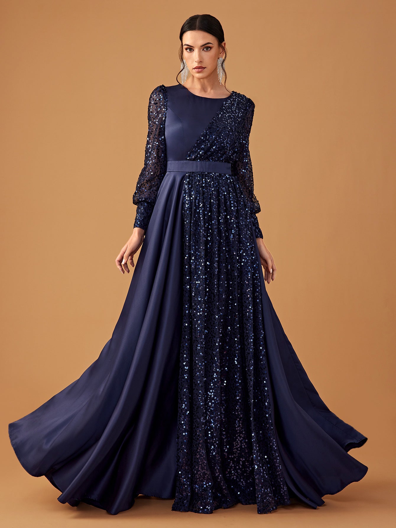 فستان بريق السهرة